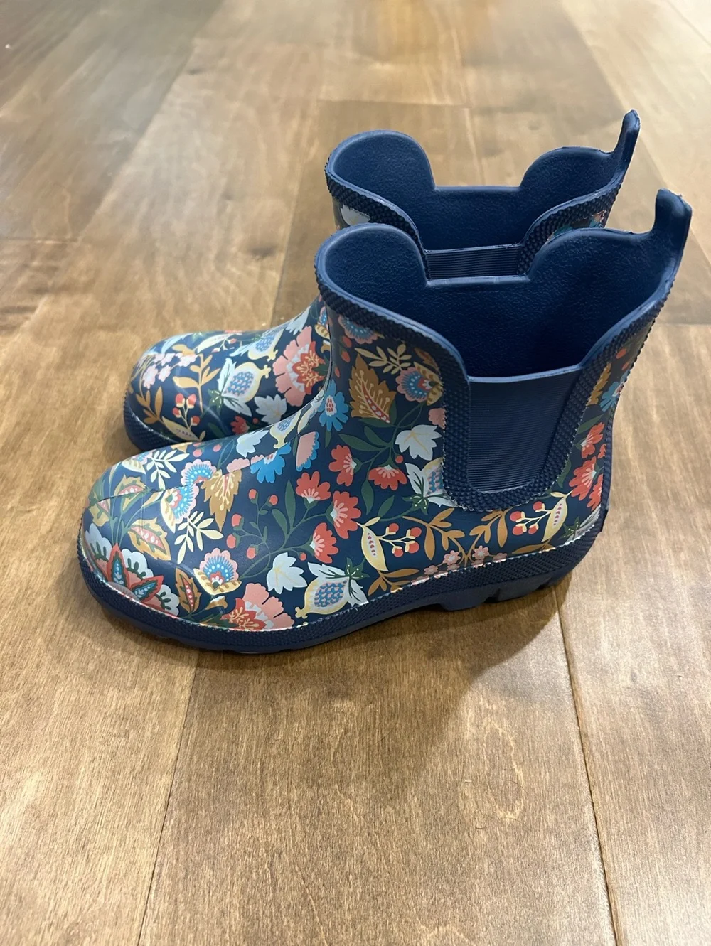 Vera Bradley totes Carson waterproof floral blue rain boots 6